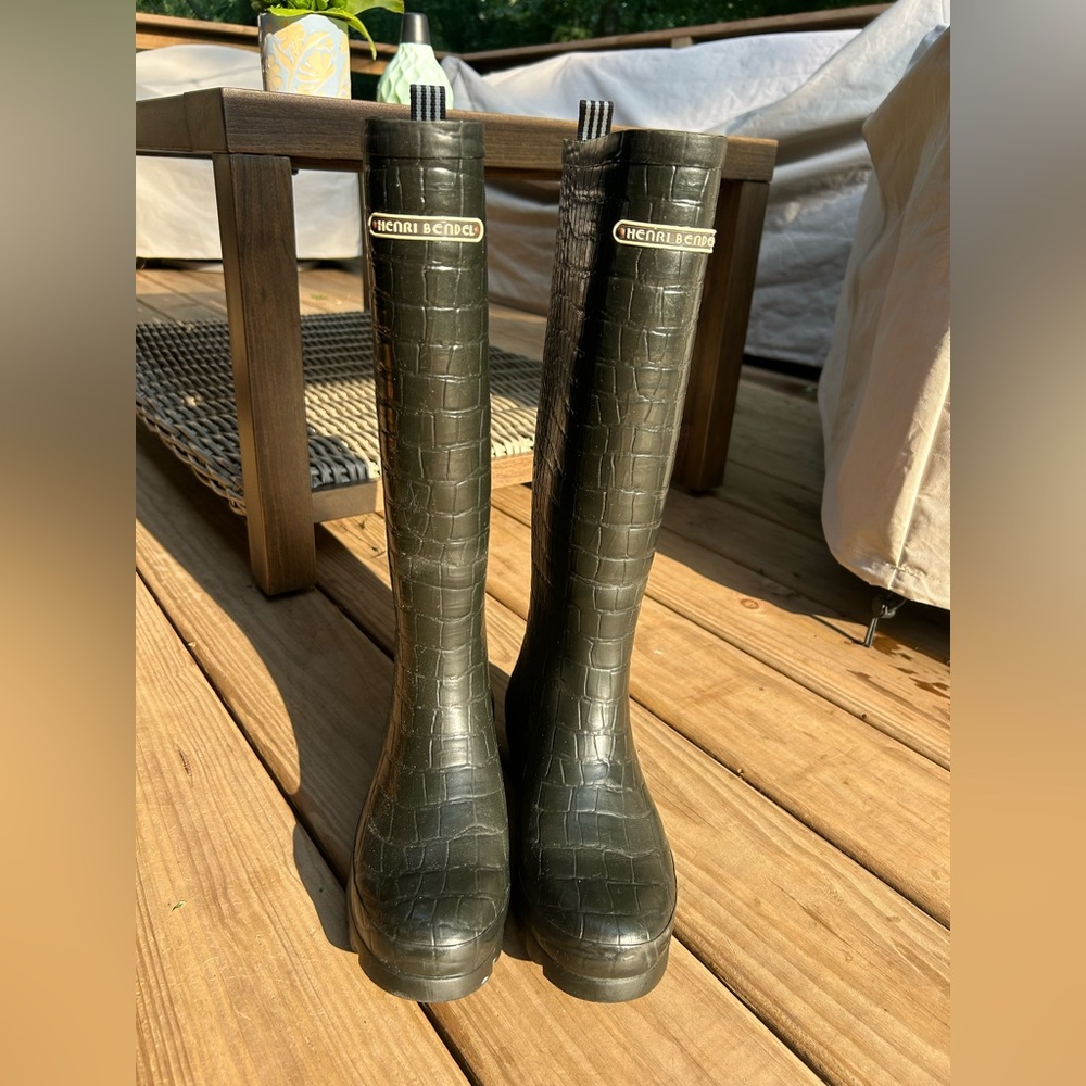 Henri Bendel crocodile print rain boots